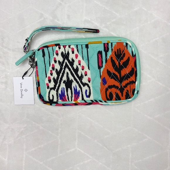 Vera Bradley | Pueblo Tech Case - Picture 1 of 2